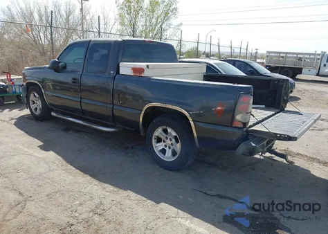 2003 Chevrolet Silverado 1500 Work Truck из США, поврежденный, VIN 2GCEC19X231224057